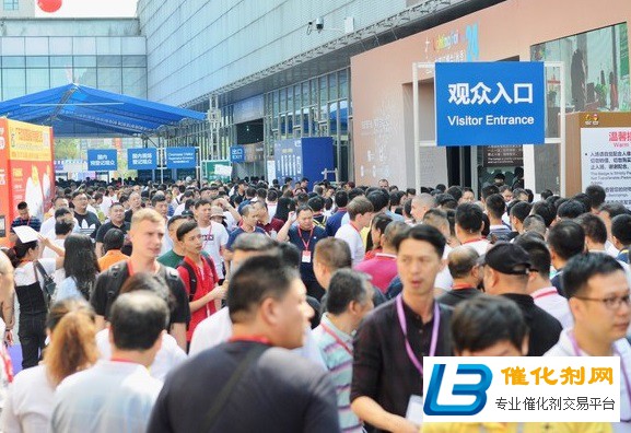 古镇灯博会下周开幕，线上线下结合促进贸易